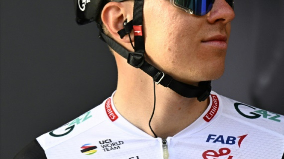 Cyclisme/Li&egrave;ge-Bastogne-Li&egrave;ge: poignet cass&eacute;, r&ecirc;ve bris&eacute; et angoisse pour Pogacar