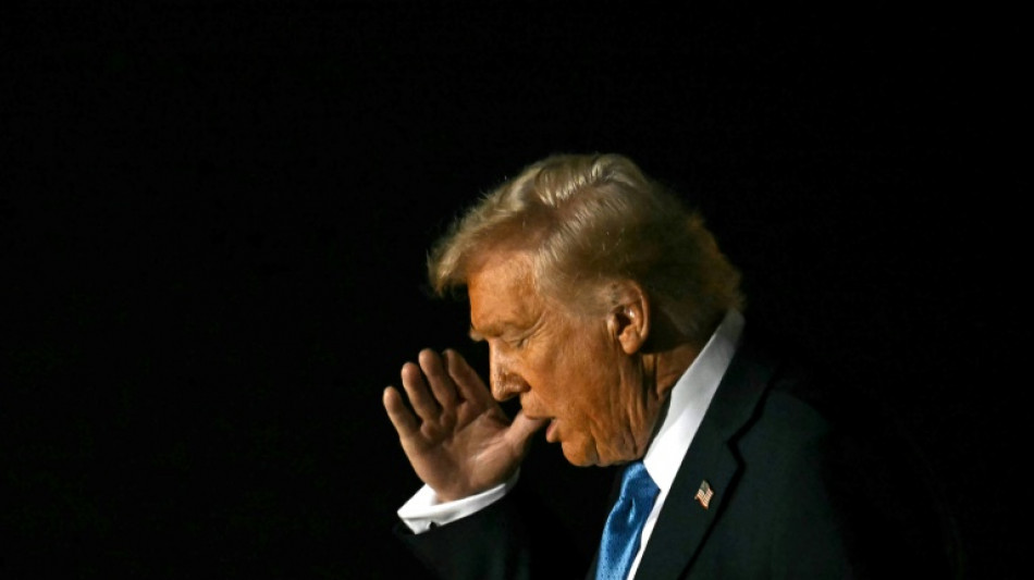 Trump ouvre la porte &agrave; des discussions avec le Canada et le Mexique