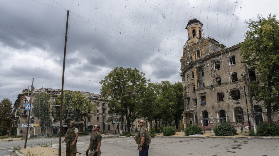  Ucraina, almeno 8 morti negli attacchi russi di stanotte 