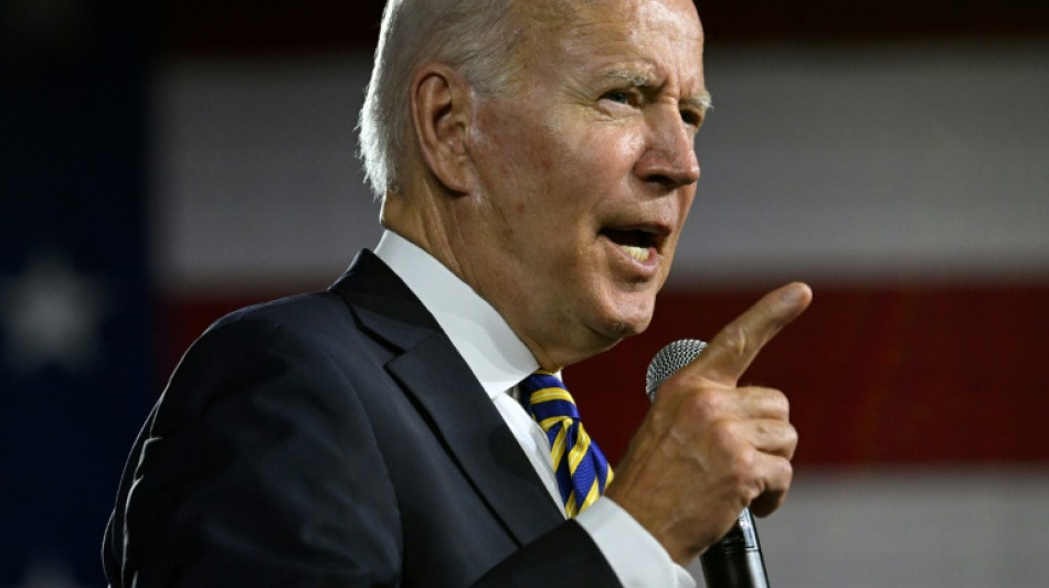 Accus&eacute; de passivit&eacute; sur le droit &agrave; l'avortement, Biden tente de reprendre la main