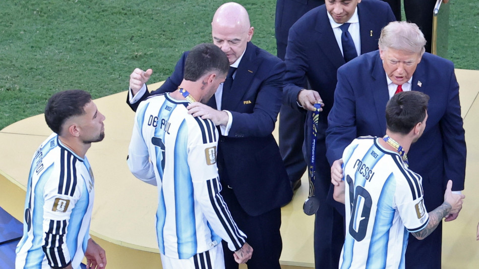  Anche la federcalcio argentina si schiera con Infantino 
