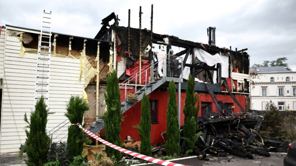 France: d&eacute;but de l'enqu&ecirc;te sur l'incendie dans un g&icirc;te de vacances