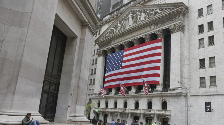  Wall Street positiva con frenata del petrolio, Dj a +0,71% e Nasdaq a +2,26% 