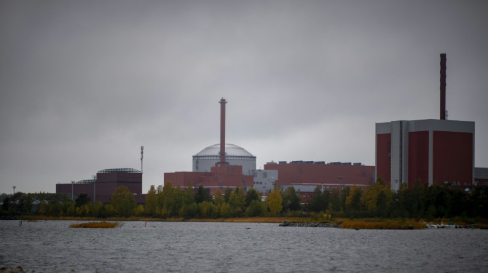 La Finlande met en service son nouveau r&eacute;acteur nucl&eacute;aire, l'Allemagne &eacute;teint ses derniers