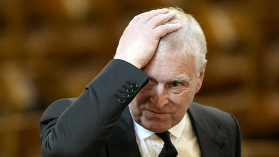  Pol&iacute;cia e Procuradoria brit&acirc;nicas 'em contato' ap&oacute;s documentos comprometedores para Andrew 