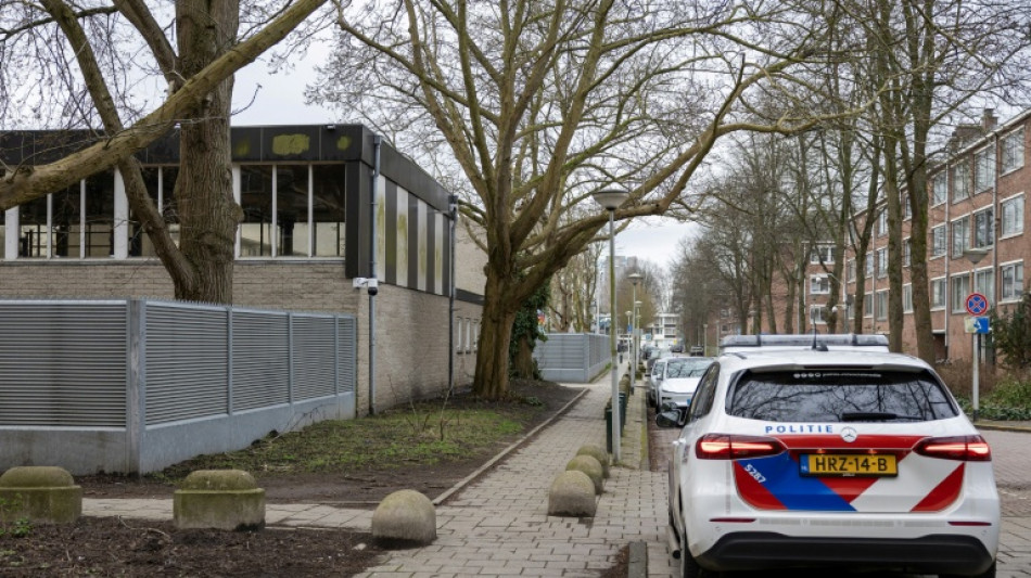 Explosion devant une &eacute;cole juive d'Amsterdam, Isra&euml;l d&eacute;nonce une "vague d'antis&eacute;mitisme"