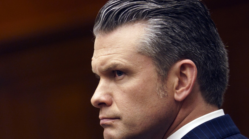 Hegseth, Trump preferisce la pace, Iran ha ancora opzione