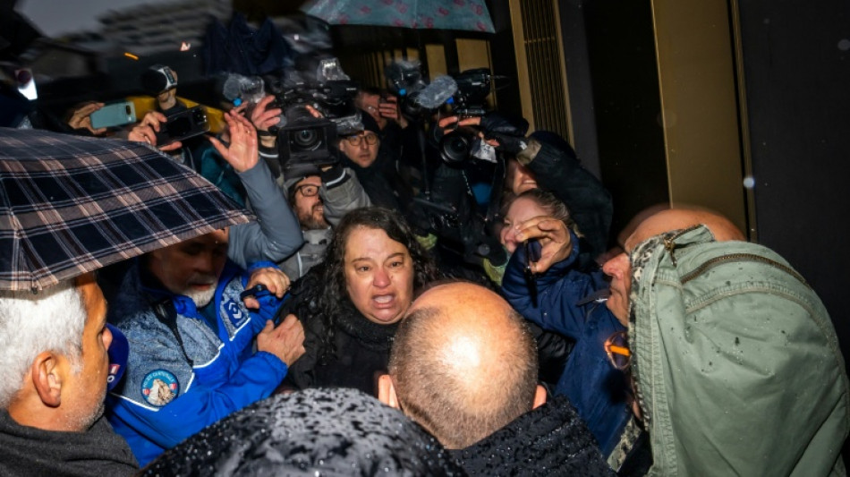  Swiss bar owners face wrath of bereaved families 