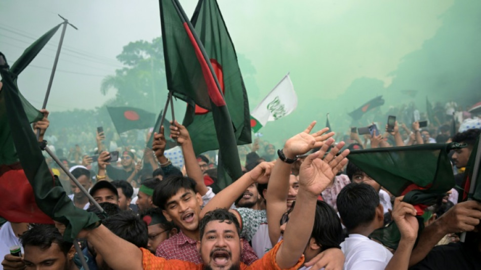 Bangladesh: Yunus appelle à réformer le pays, un an après la chute de Sheikh Hasina