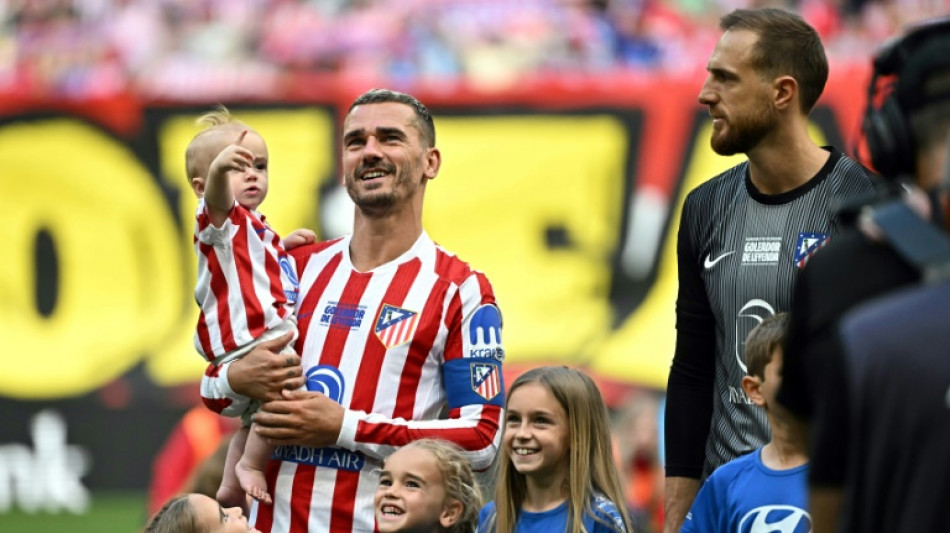 El Metropolitano se rinde a Griezmann, Vin&iacute;cius da un respiro al Real Madrid