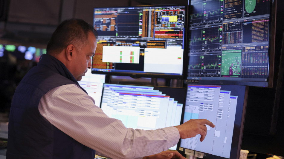  Borsa: Europa in rosso, guarda ai negoziati Usa-Iran 