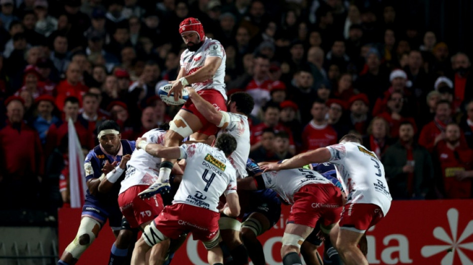  Wales' Macleod ready for 'physical battle' against England in Six Nations 