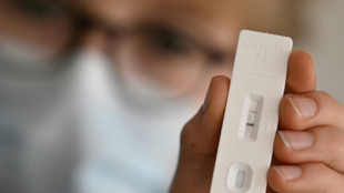 Covid: les arr&ecirc;ts de travail sans jour de carence supprim&eacute;s