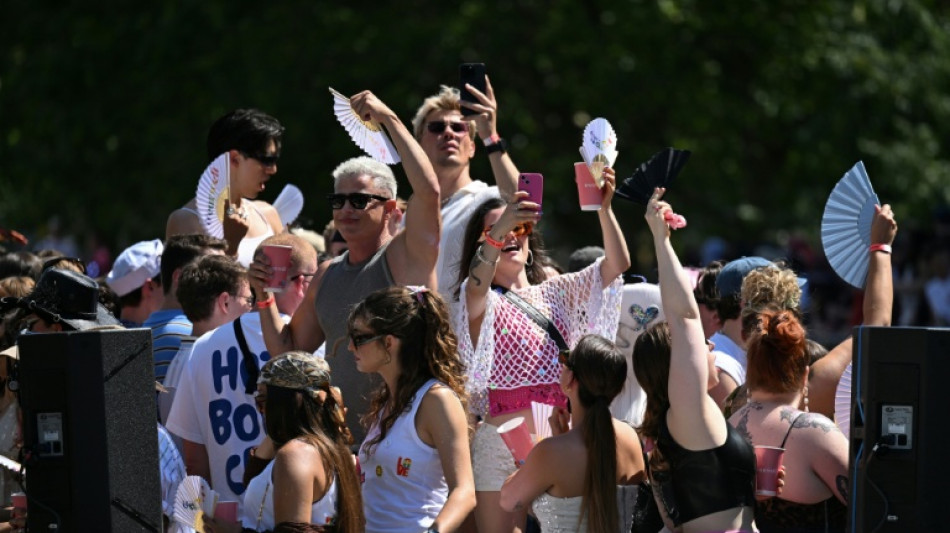  Motto "Haltung ist hot": CSD-Kundgebung startet in Berlin 