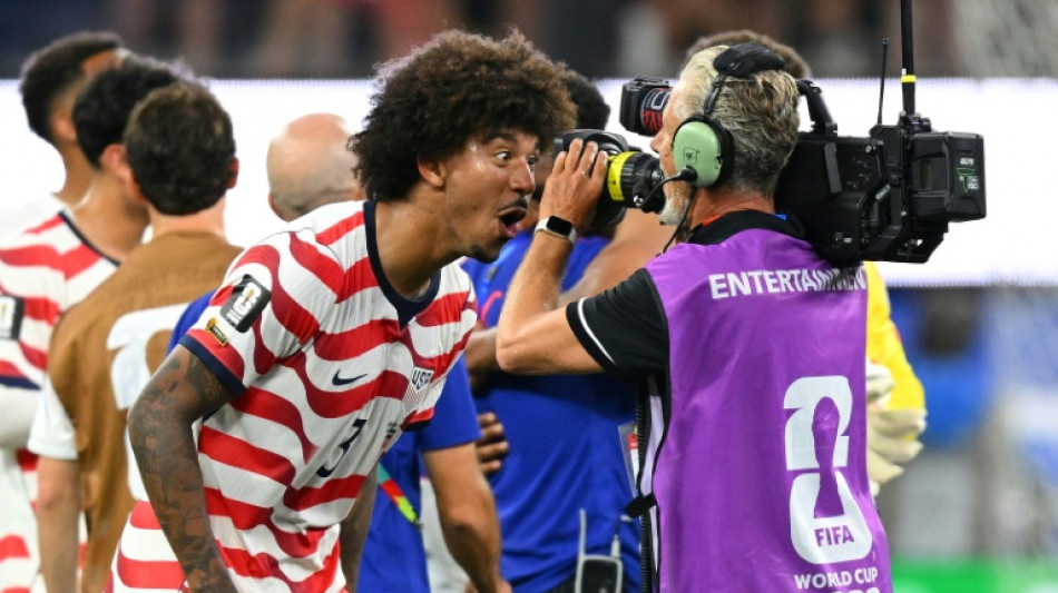  USA, Germany in control as Dutch eye World Cup knockouts 