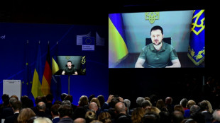 Ukraine: Zelensky demande 38 milliards, bombardements &agrave; Bakhmout