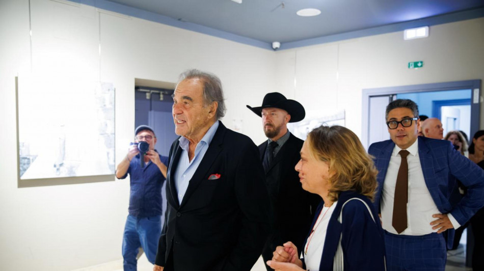  Oliver Stone a Roma, "La guerra &egrave; una brama americana" 