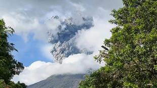Philippines: &eacute;vacuations d'habitants apr&egrave;s l'&eacute;ruption d'un volcan dans le centre du pays