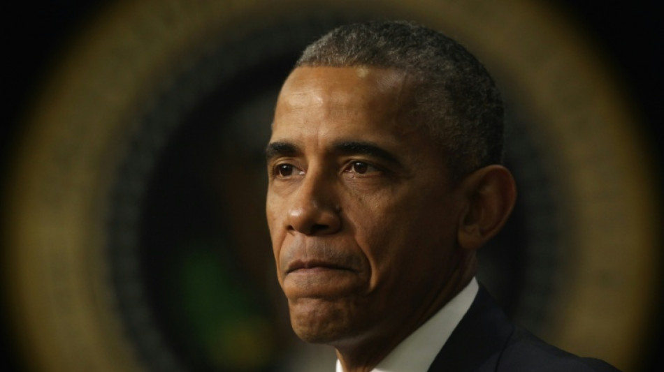  Obama lamenta falta de 'vergonha' ap&oacute;s v&iacute;deo racista compartilhado por Trump 