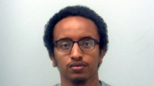 Un brit&aacute;nico radicalizado es condenado a cadena perpetua por el asesinato de un diputado