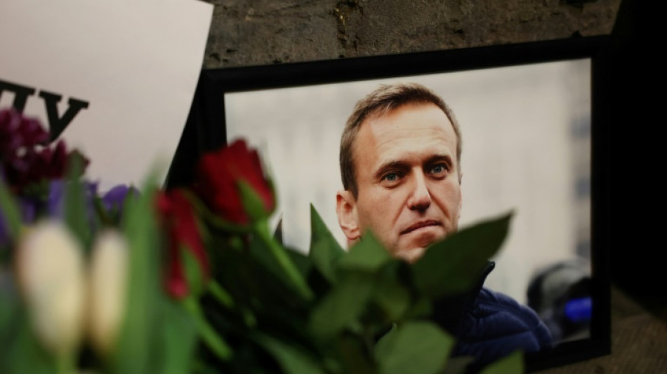 Equipe de Navalny acusa R&uacute;ssia de reter seus restos mortais para 'cobrir seus rastros'