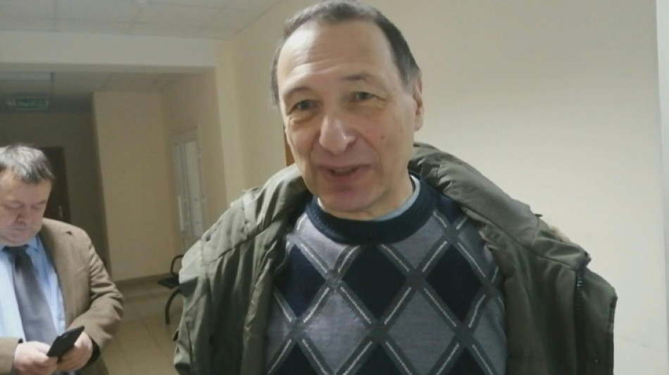 Acad&ecirc;mico russo multado por criticar ofensiva na Ucr&acirc;nia