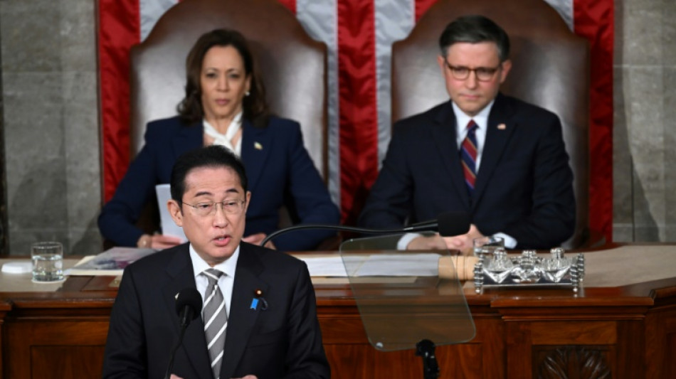 Premi&ecirc; do Jap&atilde;o considera 'indispens&aacute;vel' a lideran&ccedil;a dos EUA no mundo