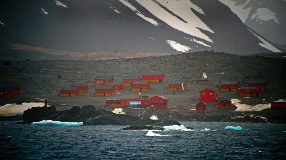  Antarctic Peninsula sees record high June temperatures 