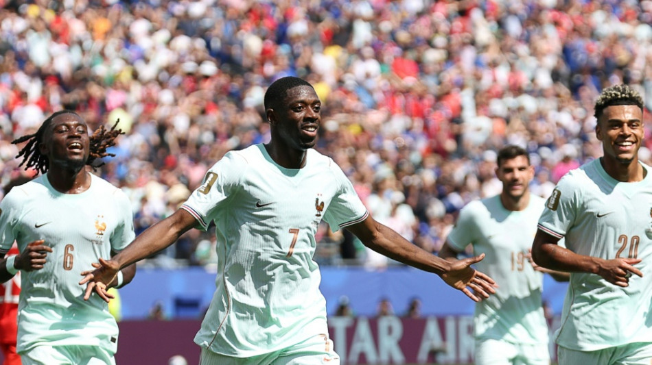  Turbo-Dreierpack: Demb&eacute;l&eacute;-Show bringt Les Bleus Gruppensieg 