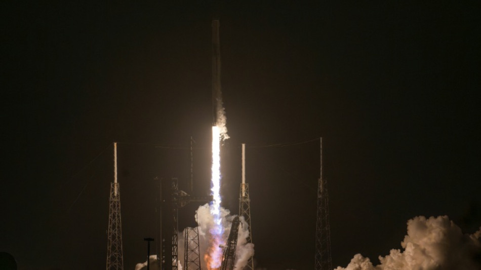  Tripula&ccedil;&atilde;o internacional decola rumo &agrave; ISS 