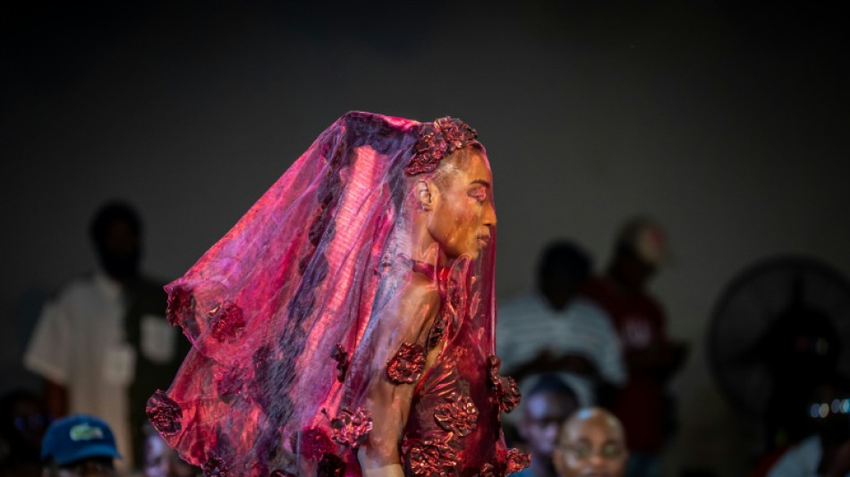  Boisterous fashion week barnstorms 'sleepy' Nigerian capital 