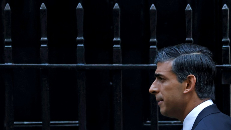 Enfermeras brit&aacute;nicas van de nuevo a la huelga para pedir mejoras salariales