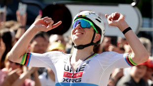 Ciclismo: Delfinato: subito Pogacar, vince la prima tappa