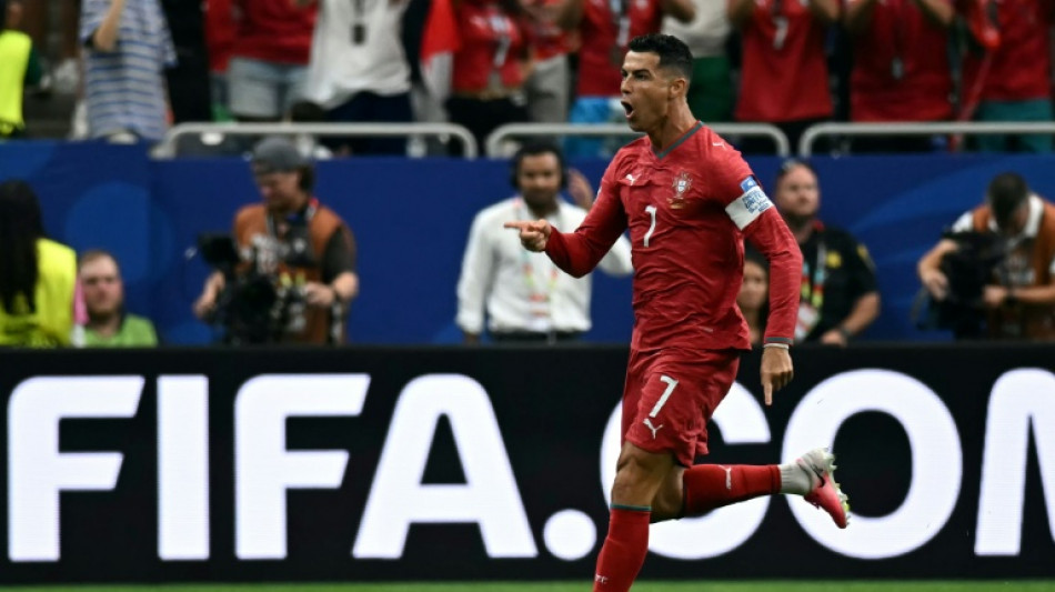  Cristiano Ronaldo se torna o primeiro jogador a marcar em seis Copas do Mundo 