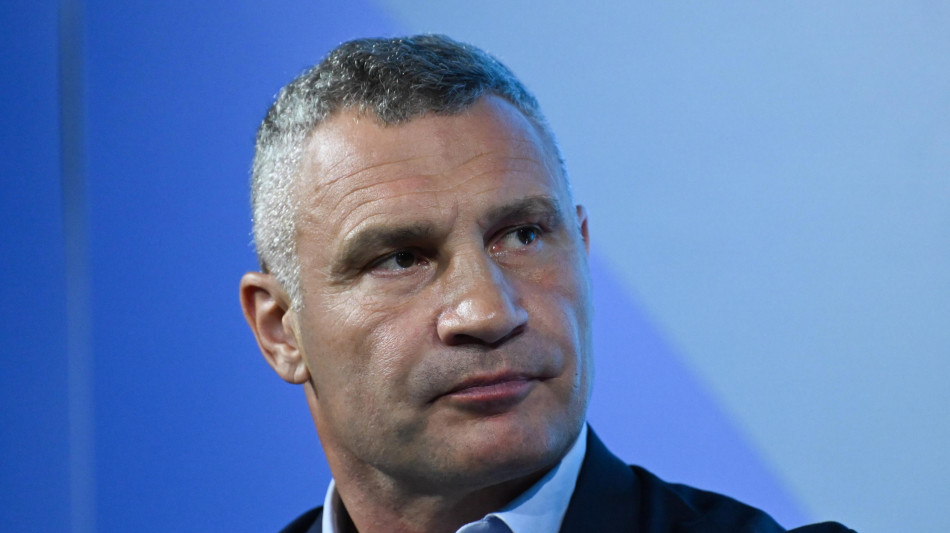  Sindaco di Kiev, 'operativa la difesa aerea nella capitale' 