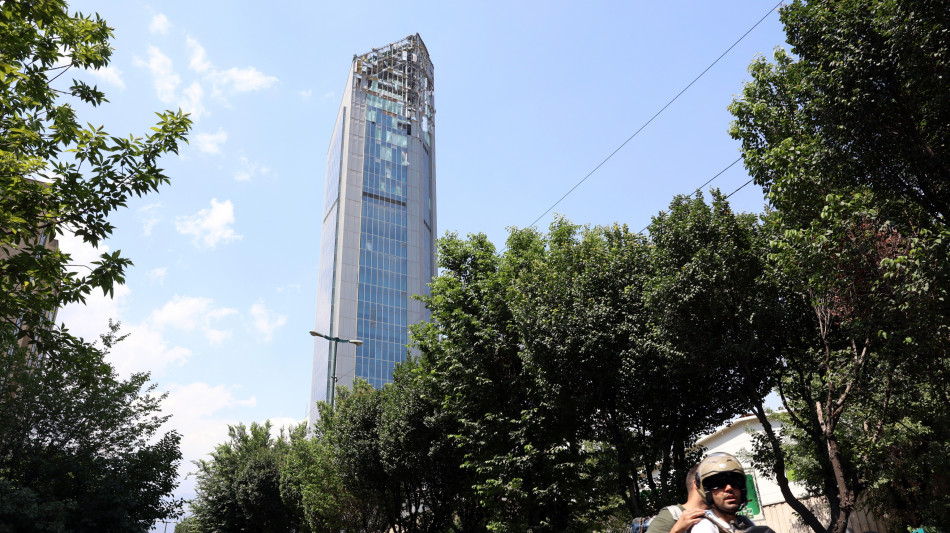 Starmer, Merz e Macron chiedono di fermare l'escalation