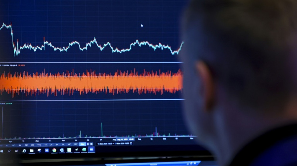  Wall Street ouvre en baisse, lest&eacute;e par l'inflation am&eacute;ricaine 