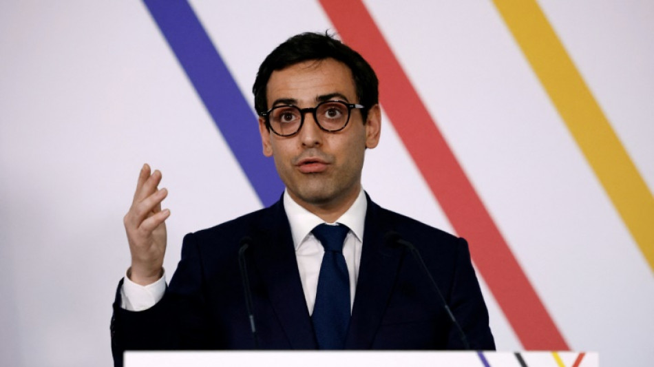 Europa precisa de 'segundo seguro de vida' al&eacute;m da Otan, adverte chanceler franc&ecirc;s