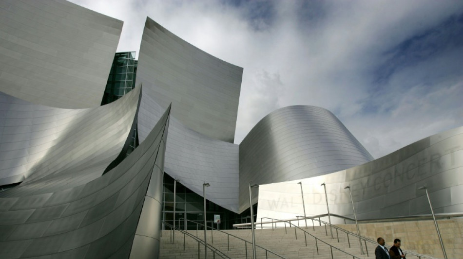  Frank Gehry, master architect with a flair for drama, dead at 96 