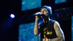 Ultimo diventa pap&agrave;, "Ora basta cazzate, Niccol&ograve;"