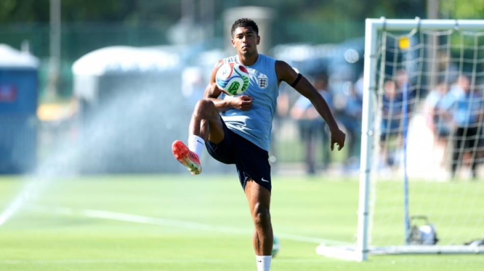  Bellingham pode ser o "fator X" da Inglaterra na Copa do Mundo, avisa Henderson 