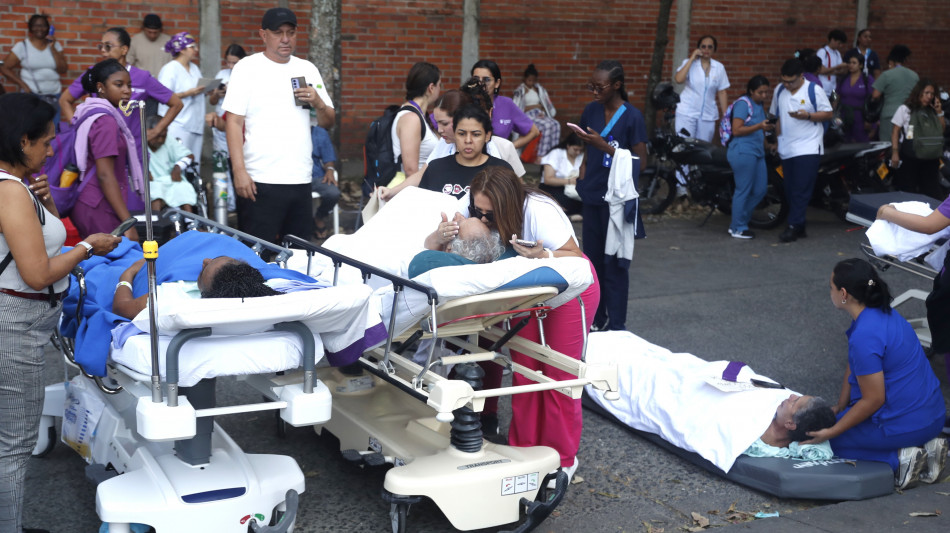  Presidente Colombia, il bilancio del terremoto &egrave; di 111 morti 