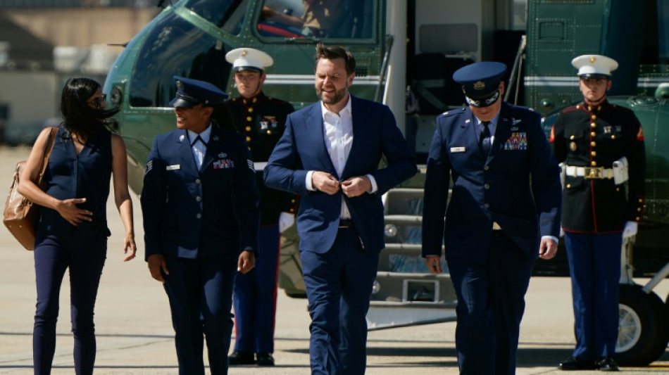  US and Iran set for new talks after delay and deadly strikes 