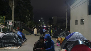 Incertitude pour des milliers de migrants esp&eacute;rant entrer aux Etats-Unis