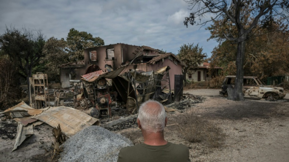  D'une "ampleur exceptionnelle", les feux de for&ecirc;ts vont co&ucirc;ter 500 millions d'euros aux assureurs 