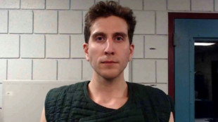 Sospechoso de asesinato cu&aacute;druple en EEUU guarda silencio en su comparecencia