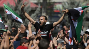 Miles de sirios se manifiestan contra petici&oacute;n de "reconciliaci&oacute;n" lanzada por Turqu&iacute;a