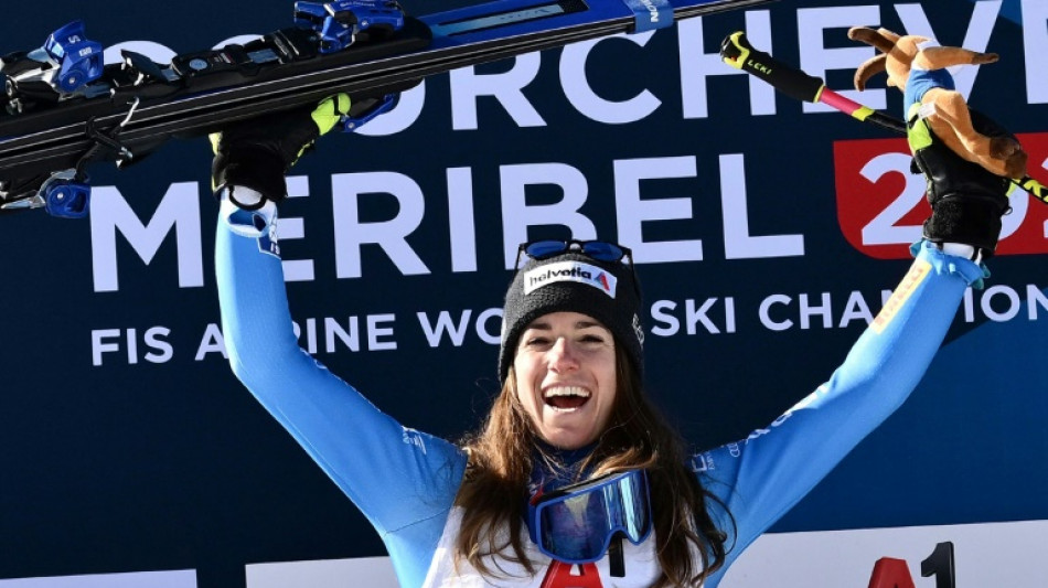 Mondiaux de ski alpin: Bassino domine le super-G devant Shiffrin, l'Italie encore &agrave; la f&ecirc;te