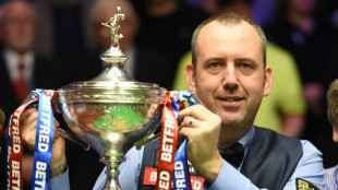 Williams beats Trump to set up World Snooker final with Zhao Xintong