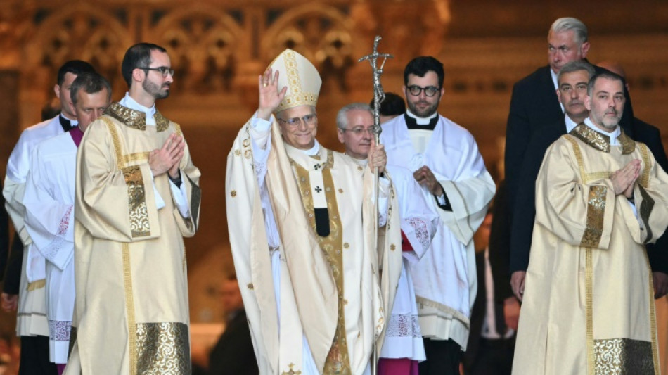 Leão XIV toma posse da cátedra de bispo de Roma na basílica de São João de Latrão